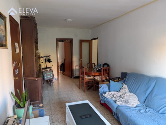 Interior del {Piso} a {RECTORAT}