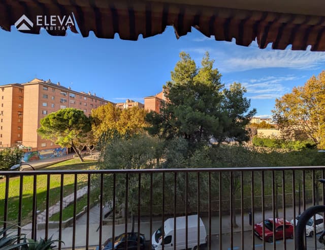 Interior del {Piso} a {RECTORAT}