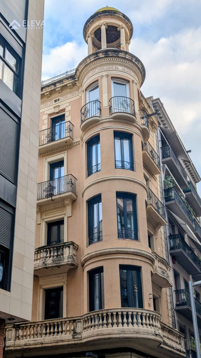 Interior del {Edificio} a {RAMBLA FERRAN}