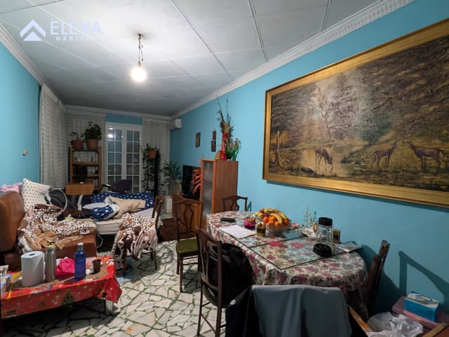 Interior del {Adosado} a {Cataluña}