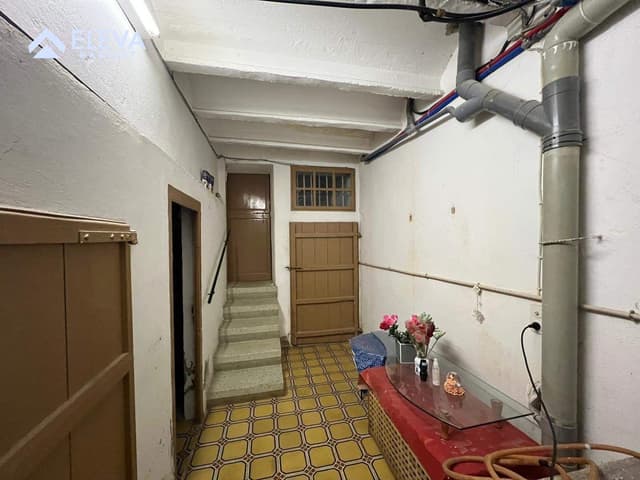Interior del {Adosado} a {Cataluña}