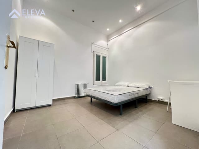 Interior del {Piso} a {RECTORAT}