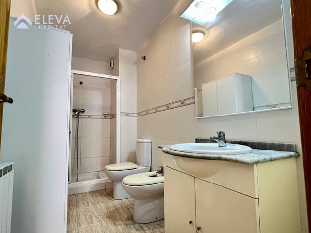 Interior del {Piso} a {Balafia}