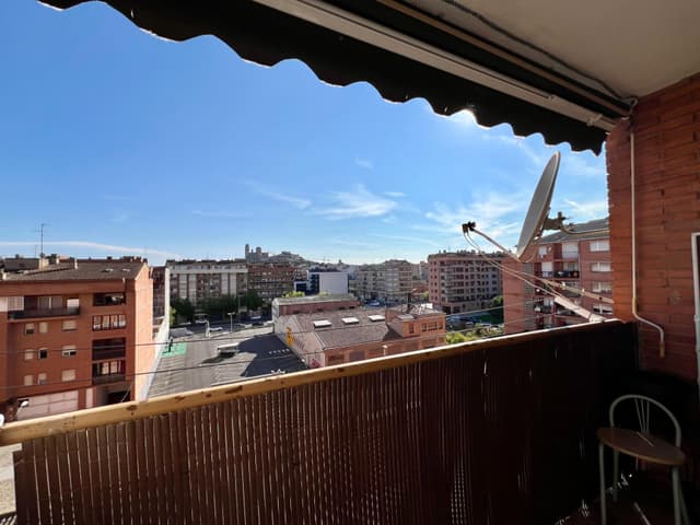 Interior del {Piso} a {PARDINYES}