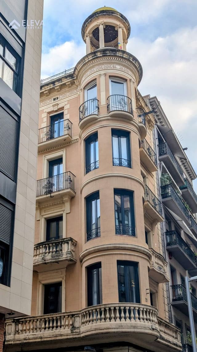 Interior del {Edificios Singulares} en {RAMBLA FERRAN}